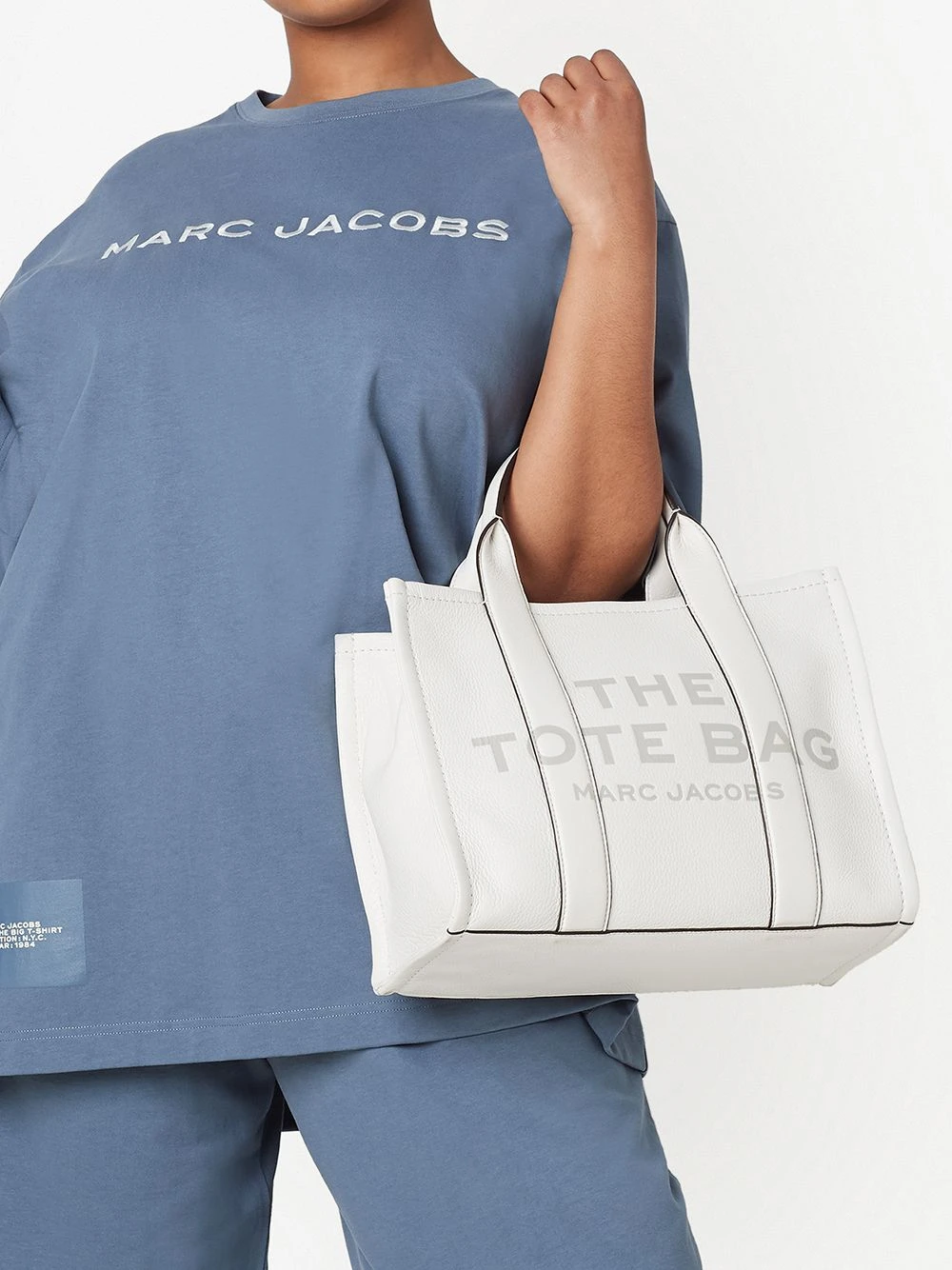 Outlet ๐ Marc Jacobs Small The Leather Tote bag ๐ฅ 7 Marc Jacobs small The Leather Tote bag