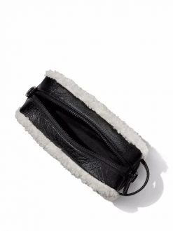 Flash Sale 💯 Marc Jacobs The Crinkle shearling camera bag ⌛ 12 Marc Jacobs The Crinkle shearling camera bag